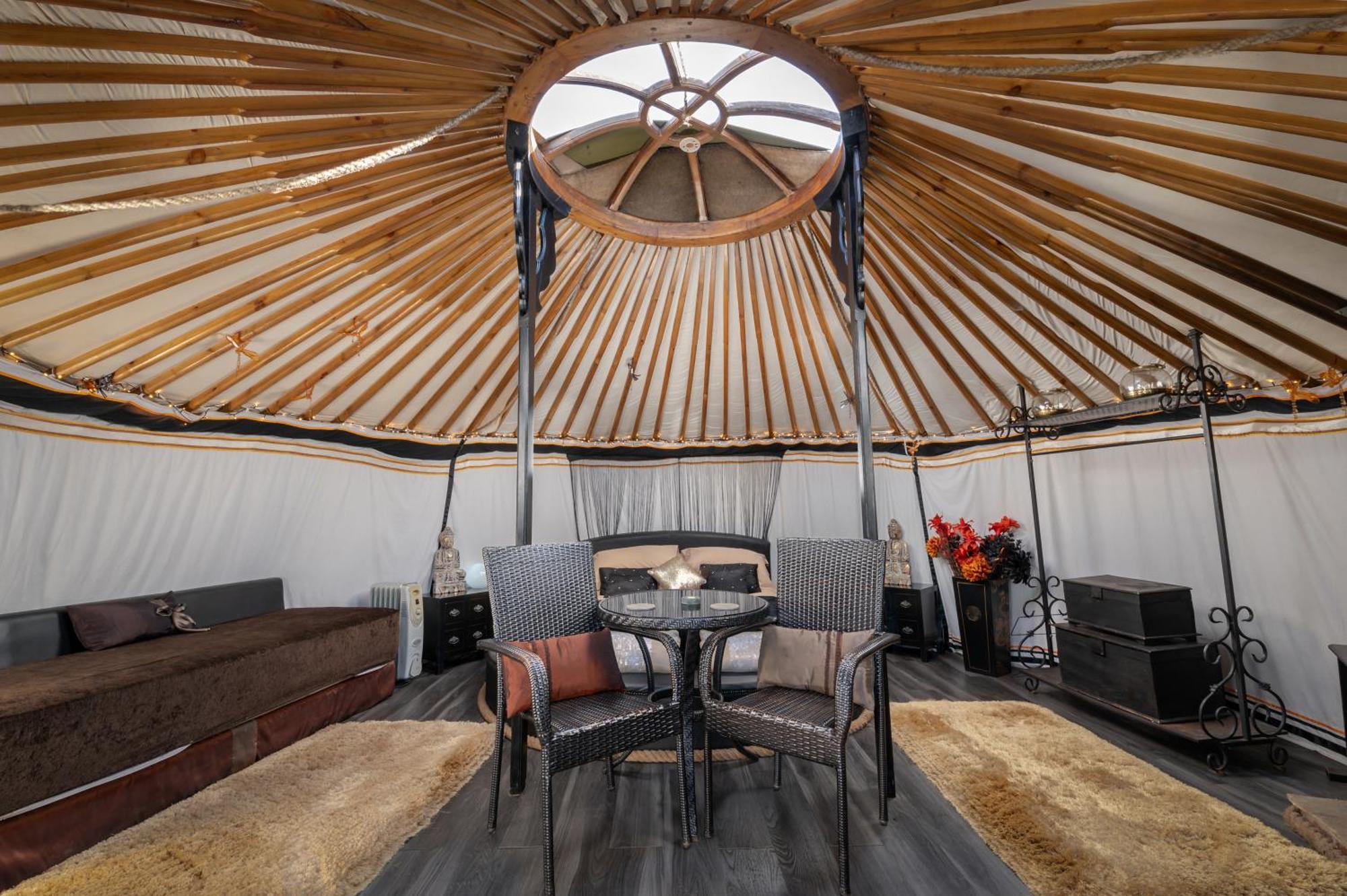 Lincoln Yurts Hotell Eksteriør bilde