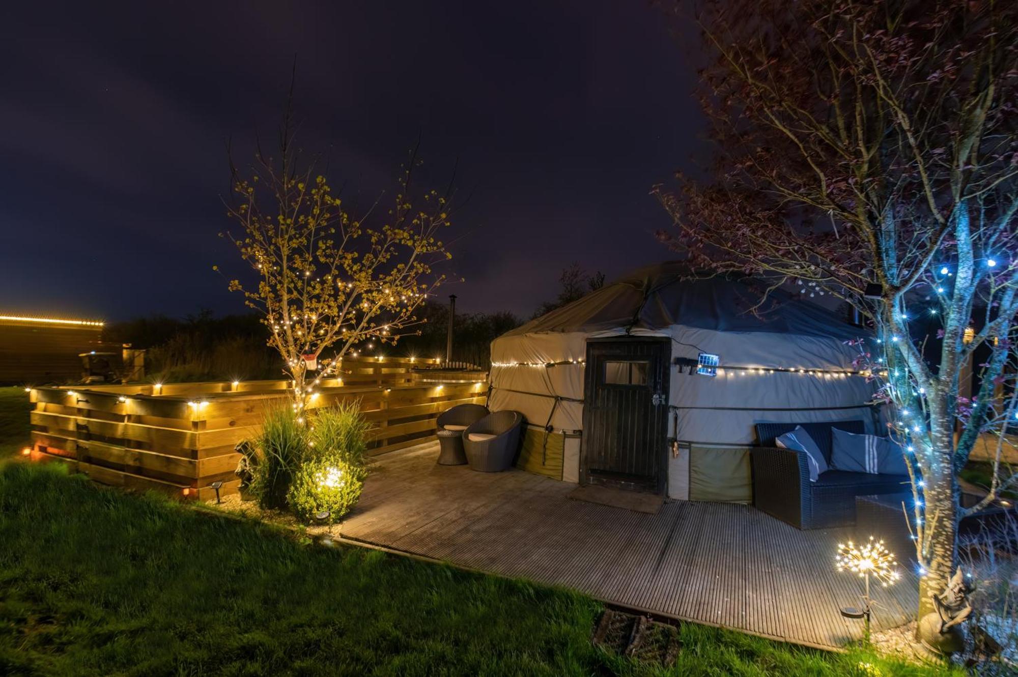 Lincoln Yurts Hotell Eksteriør bilde